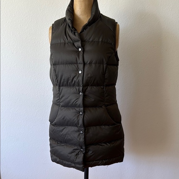 Lululemon sz 6 All Days Vest 2 dark green 700 Fill Goose Down Black Puffer Vest - Picture 1 of 6